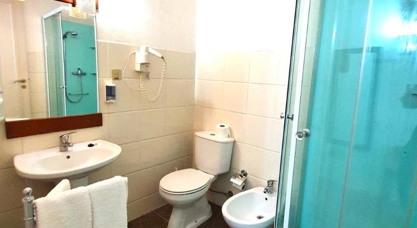 Residencia LIS B&B and Parking - 17