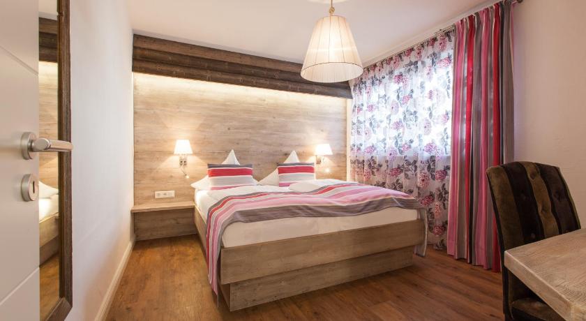 Image of Comfort Apartment with Balcony (2 Adults) - Annex 3