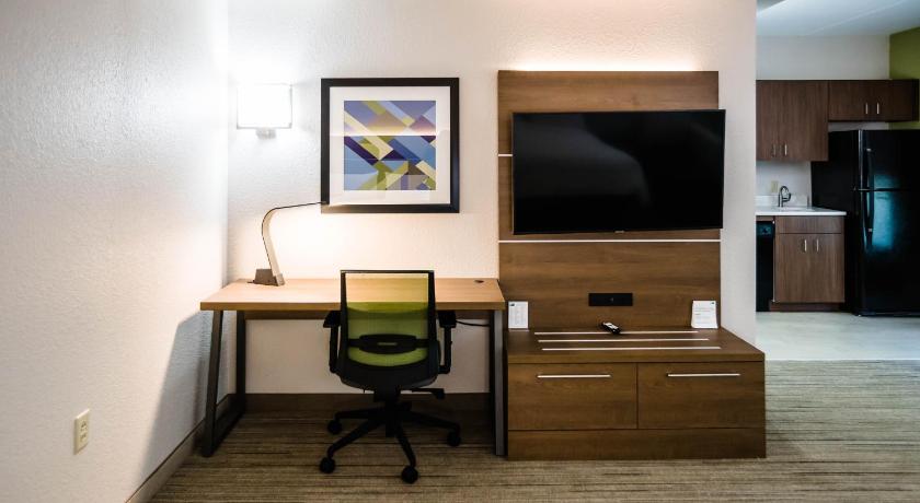 Holiday Inn Express Hotel & Suites Knoxville-Farragut