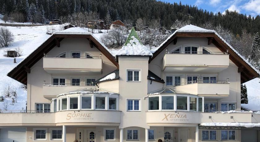 Xenia Apartments — Hotel in Kappl