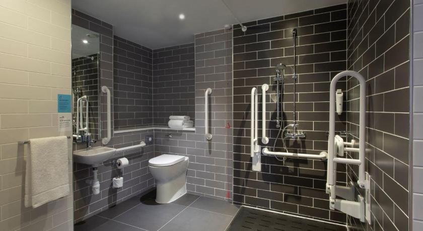 Image of Standard Room with Free Hot Breakfast 3
