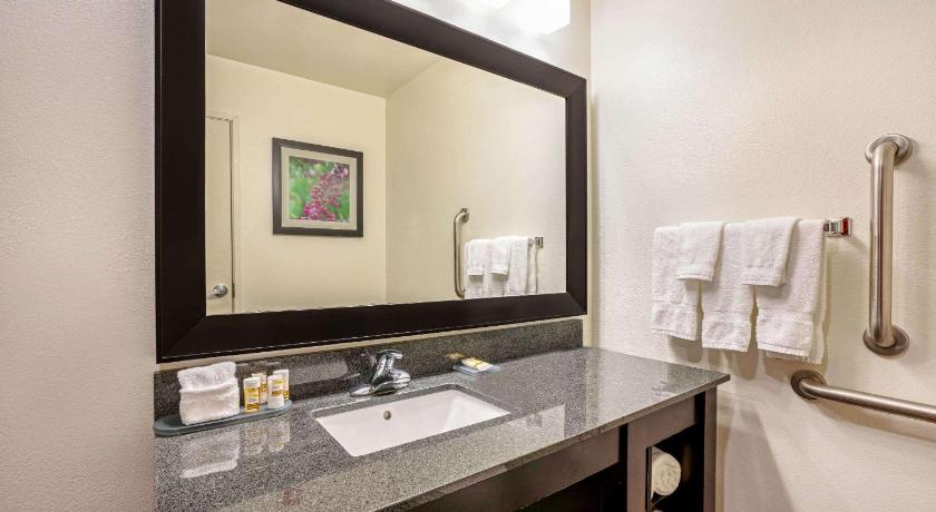 La Quinta Inn & Suites by Wyndham Tumwater - Olympia