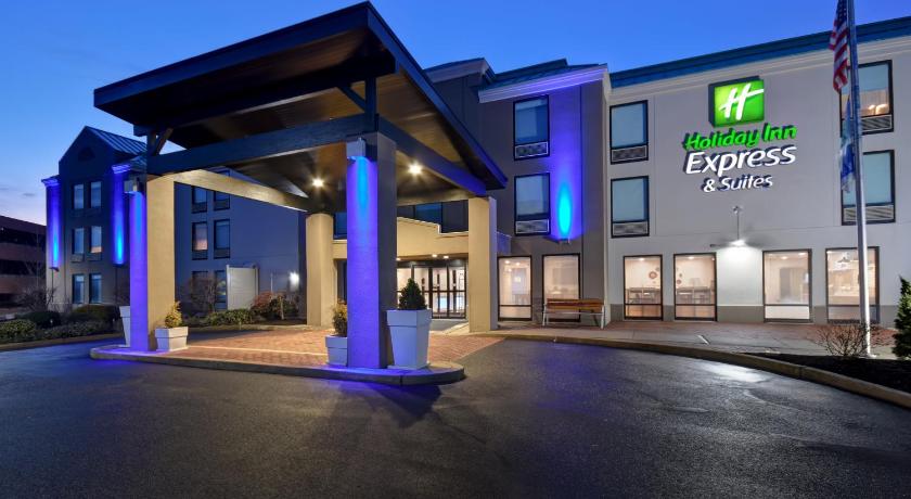 Holiday Inn Express & Suites Allentown-Dorney Park Area photo