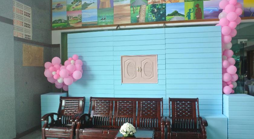 Chaikanathani Hotel photo