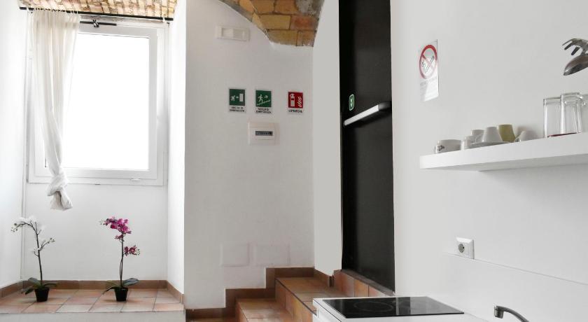 ローマ Roma Resort Colosseum 3つ星 ホテル レストラン