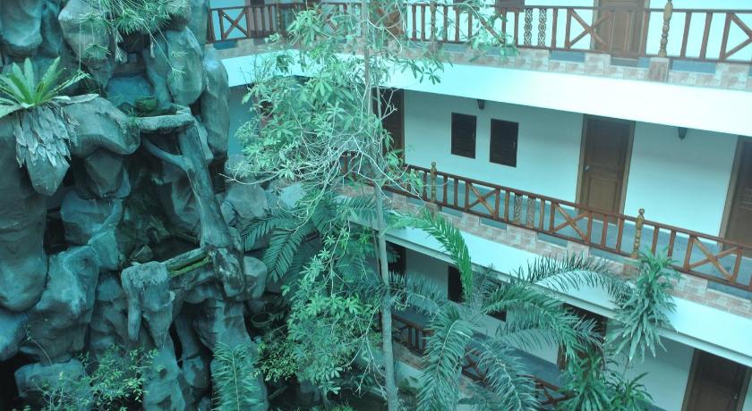 파탈룽 차이카나타니 호텔 (Chaikanathani Hotel) 3성급 호텔 수영장