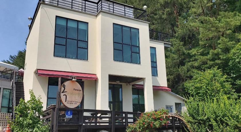 江陵 Rooftop Moonlight Pension 3つ星 ゲストハウス 客室