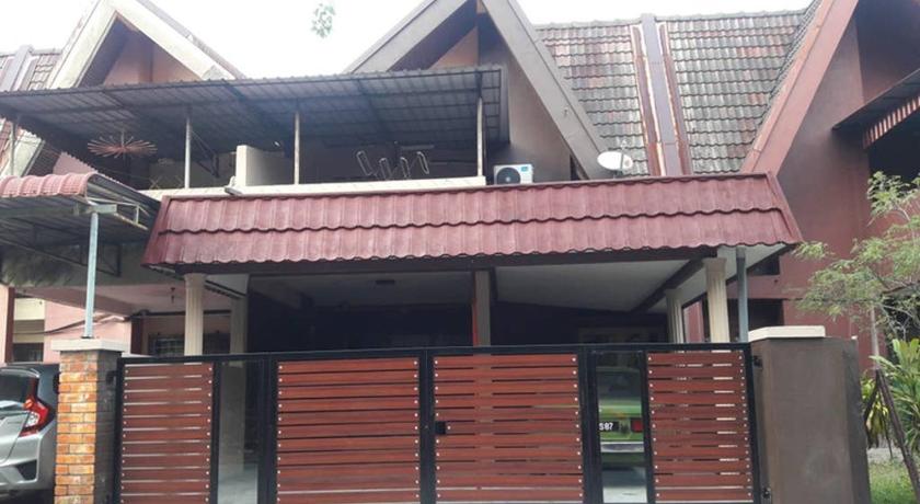 D Santai Homestay — Hotel in Kuala Terengganu