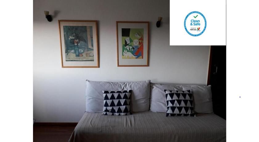 Apartamento Fonte Luz — Hotel in Porto