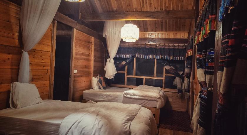 Image of Single Room with Mountain View 0