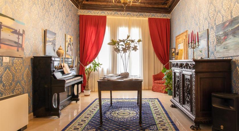 Charming Palace Santa Fosca — Hotel in Venice