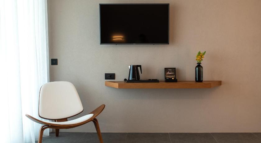 Orion suites photo