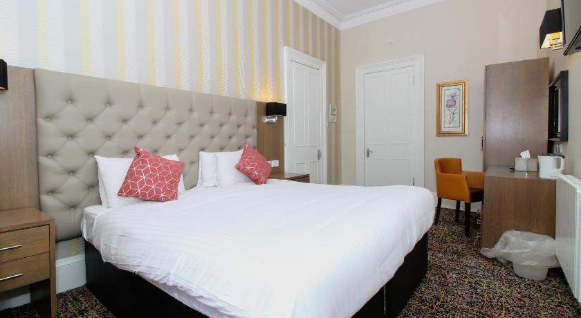 Image of Double or Twin Room 13