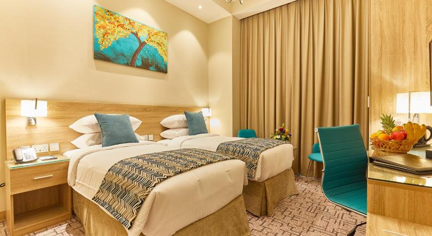 Image of Connecting Room 0