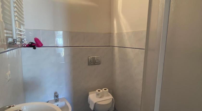 CARUGIO ROOMS Vernazza photo