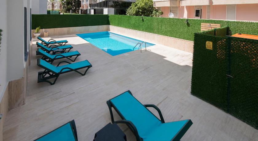 Pure Blanche Hotel - image 12