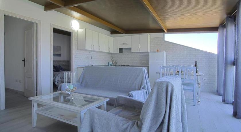 ATICO LAS ALGAS — Hotel in Tenerife