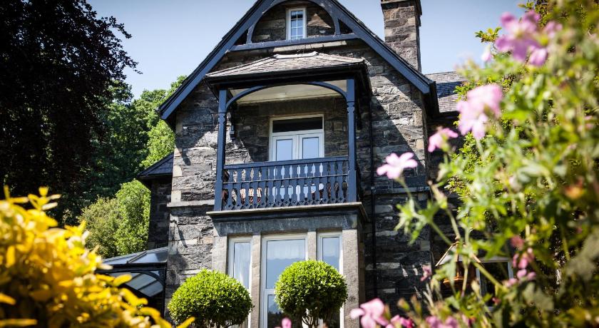 Mary's Court Guest House - Mairlys — Hotel in Betws-y-coed