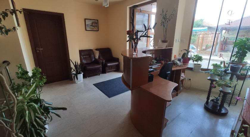 avla Family Hotel Denica