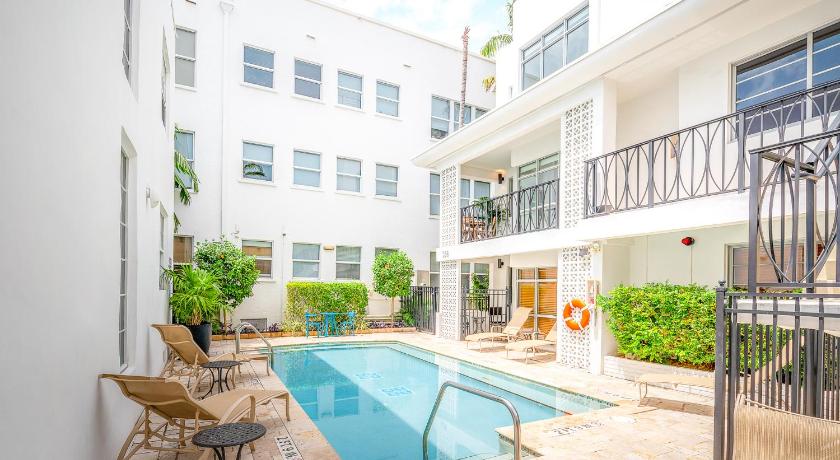 Fountain condo 2 story Pool BBQ Balcony — Hotel in Miami Beach (FL)