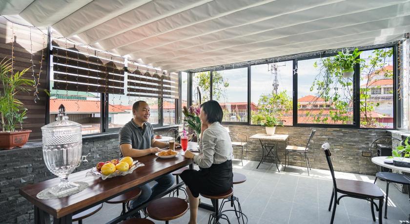 ハノイ Narcissus Hotel and Apartment 4つ星 ホテル スイート