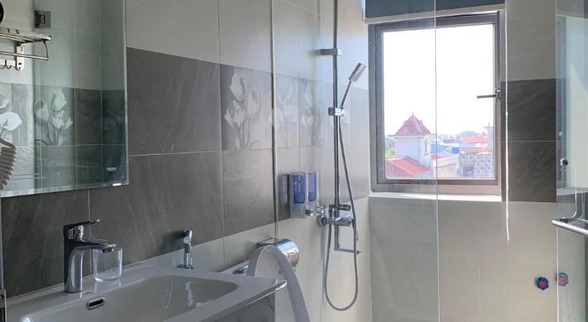 Win Win Hotel - Khach San Hai Phong photo