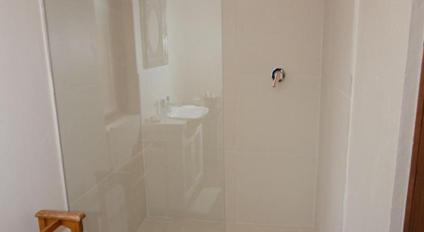 Rouxwil Country House — Hotel in Stellenbosch