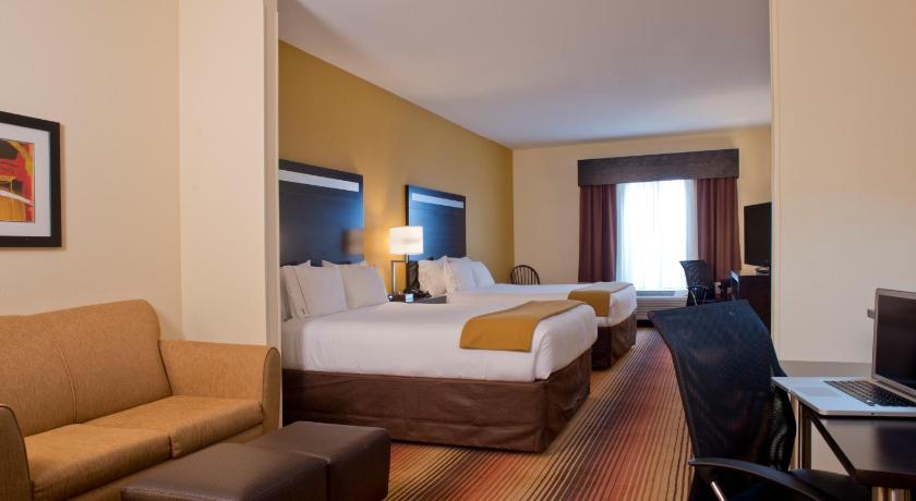 Holiday Inn Express Hotel & Suites Prattville South