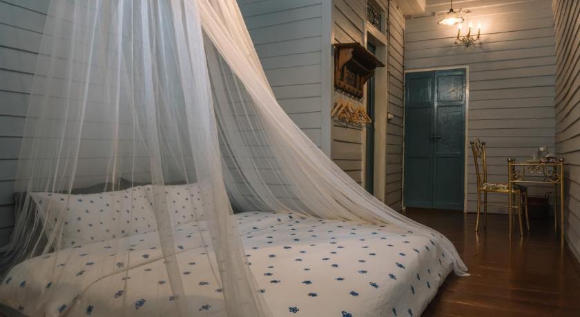 Lhong Yaowarat Hostel - image 2