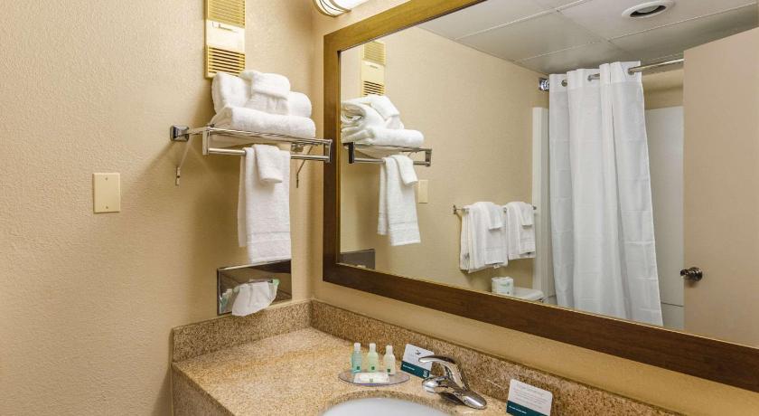 Quality Inn Radford-West Blacksburg I-81