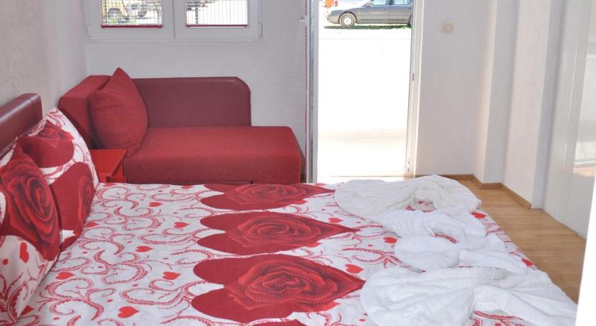 Sadi Apartments photo