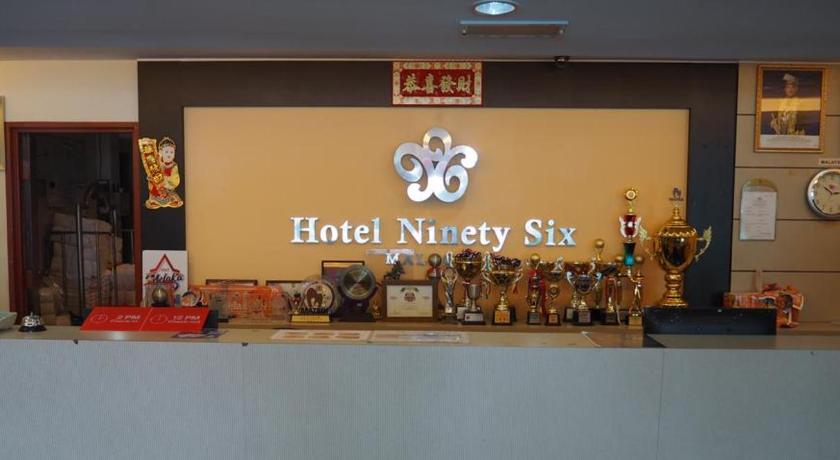 906 Hotel Melaka Raya photo