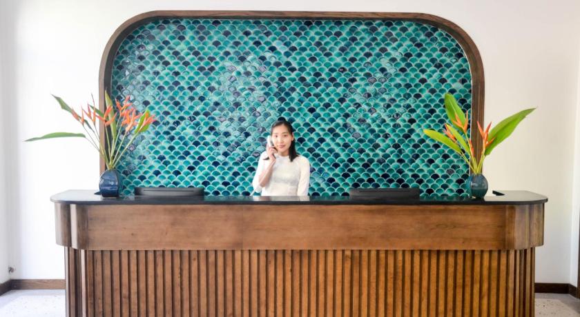 Lavian Hotel – Halong, MA