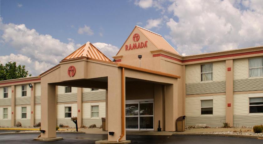 Ramada by Wyndham Angola/Fremont Area