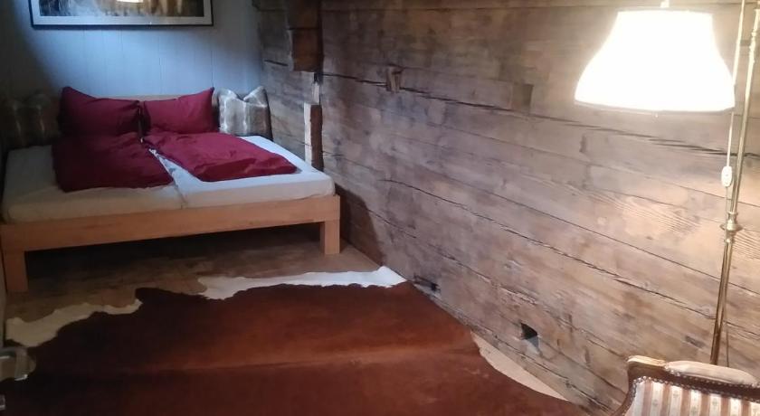 Image of Standard Double Room with Shared Bathroom 10