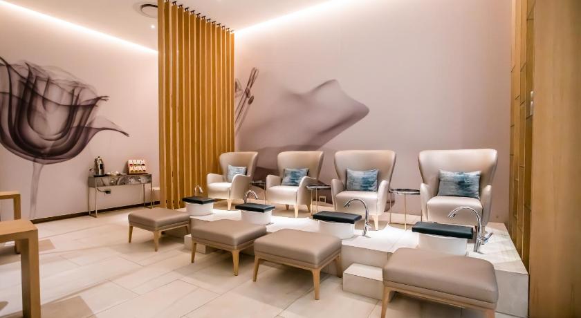 Houghton Suites — Hotel in Johannesburg
