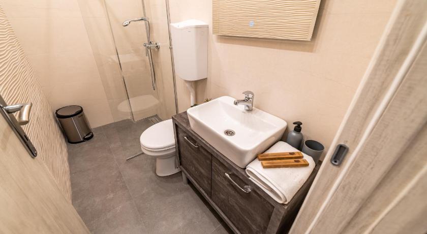 Ivi Place Apartments photo
