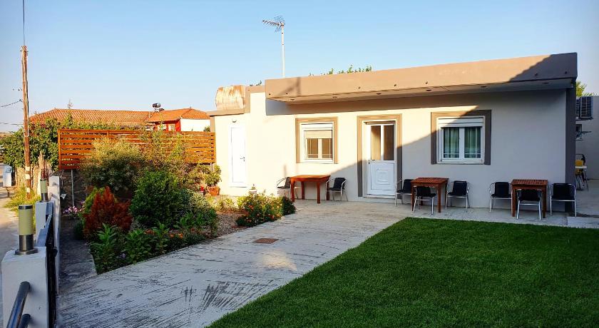 Repanidi Apartments photo