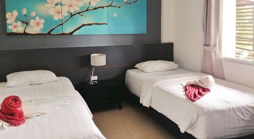 Image of Two-Bedroom Apartment with Balcony and Sea View 9