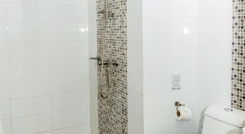 Image of Two-Bedroom Apartment with Balcony and Sea View 13