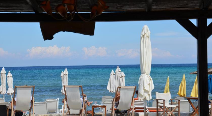 Chrisi Akti Hotel photo