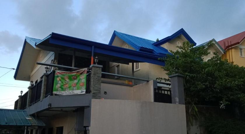 Diaz Residence photo