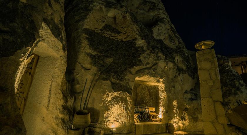 Cappadocia Ennar Cave