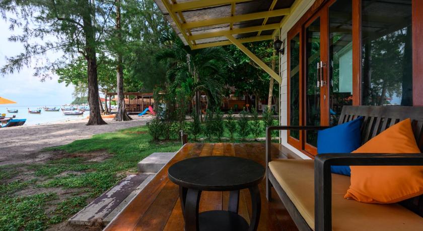 Image of Beach Front Bungalow 15