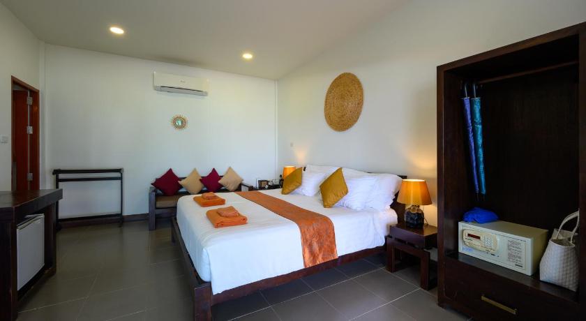 Image of Beach Front Bungalow 12