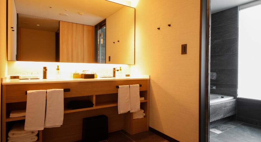 Bathroom, Takayama Green Hotel in Takayama