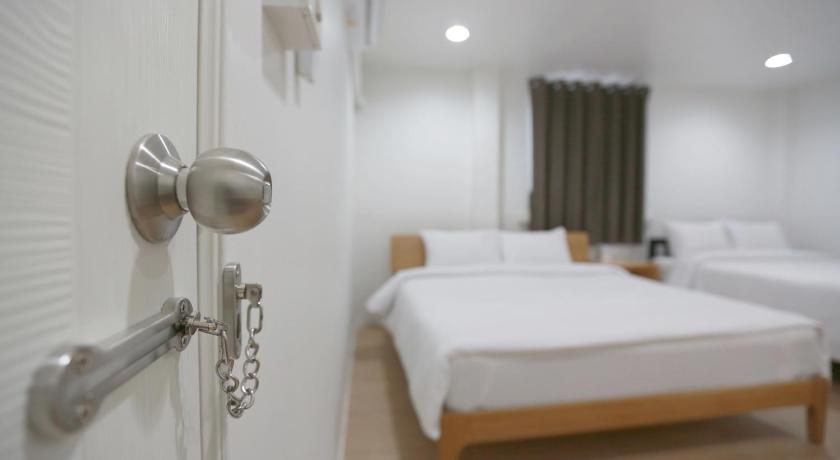 曼谷 INTERest POSHTEL 2星级 酒店 设施