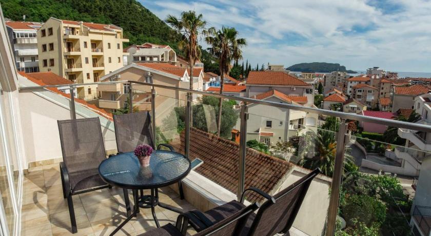 Apartment L Palace photo