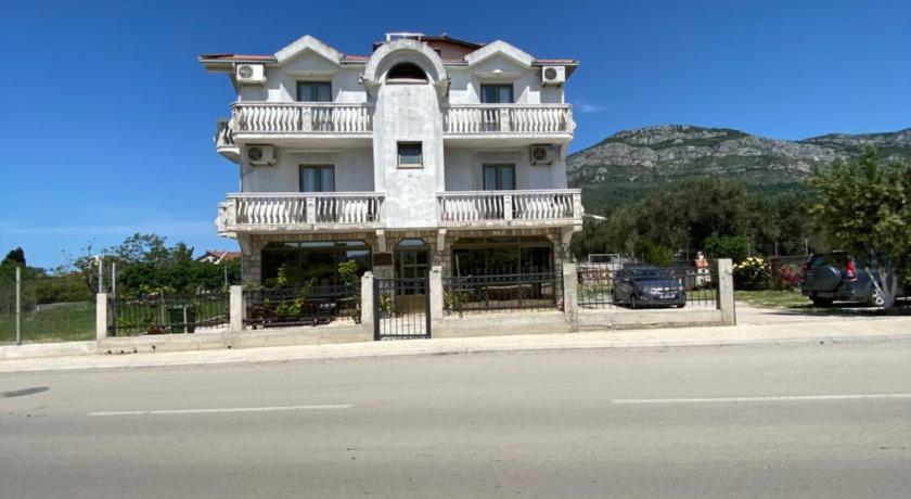 Guest House Lukac photo