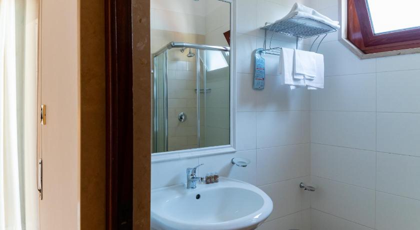 Hotel Riviera photo
